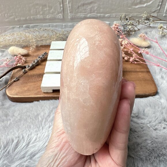 Beautiful Large Pink Amethyst Heart - Picture 6 of 8